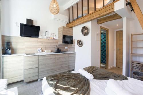 Majopi 10 - Central, AC, close to Palais & beaches