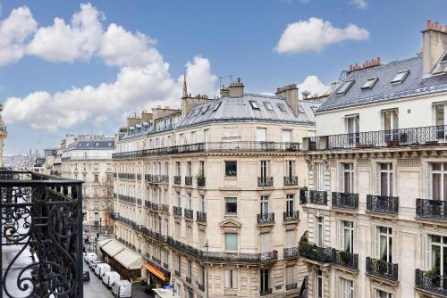 Modern Apartment Champs Elysees Trocadero