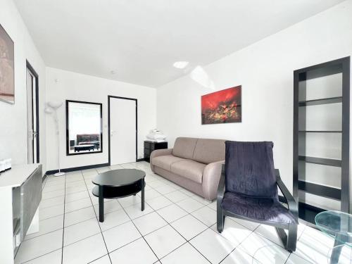 Port Canto & Croisette, Spacious Studio for 4