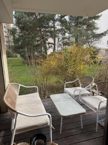 Joli appartement avec terrasse et à deux pas du lac