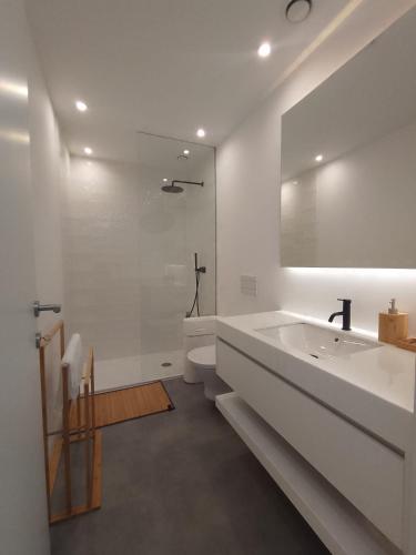 Aveiro White 105