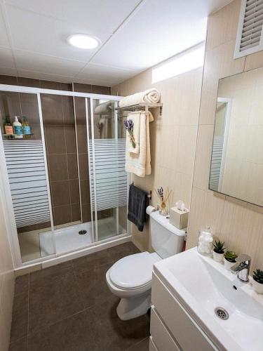 Sunny Terrace Apartament Pool 2 min Beach Central