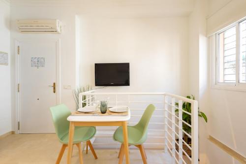 C39 Cosy apt next to the City Center