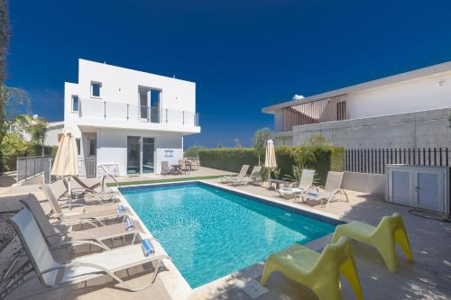 Polymnia Luxury Villas