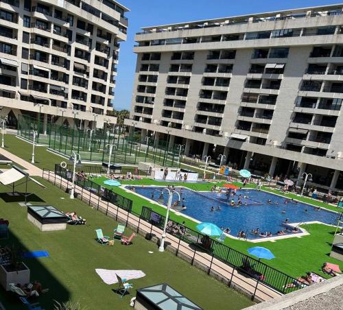 Complejo de playa con terraza