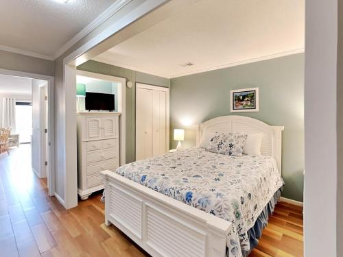 Hilton Head Beach & Tennis A142 photo 33