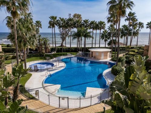 La Perla del Mar - Exclusive Sea View Apartment, Bahía de la Plata, Estepona