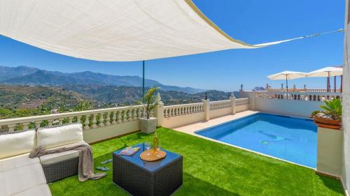 Cortijo Nieves Torrox by Ruralidays