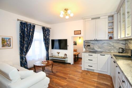 Enchanting Apartment Glanzenberg in the center