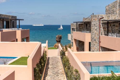 Volta Seaside Boutique Hotel