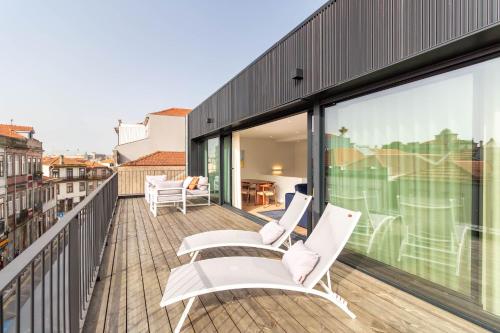Rosário 244 Apartments by LovelyStay