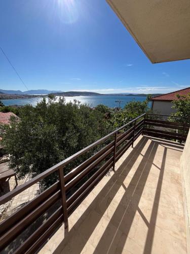 Apartment in Seget Donji
