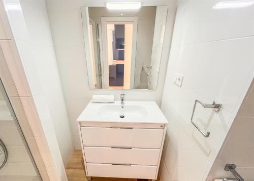 Skol 231 - Studio at Skol Building in Marbella centre with sea views