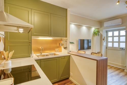 The Green House - Ethnic Design Apartment in the heart of Navigli