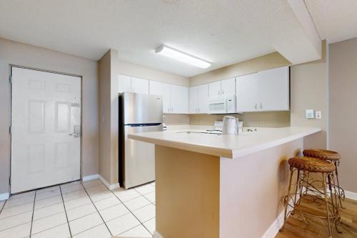 The Resorts Of Pelican Beach 1613 Destin (Condo) photo 9
