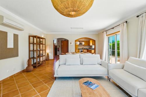 Casa Calma - breathe and unwind Colina 4