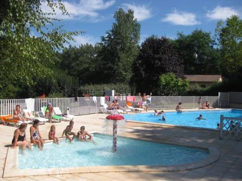 ZEcamping 3 animé piscine à 1km de la plage dog friendly club enfant