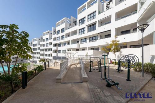 Casa Cately - 2BR New w Pool Playground By BB