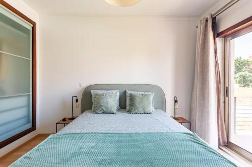 My Home in Sesimbra - Your Home Near the Beach with the Best Castle View!
