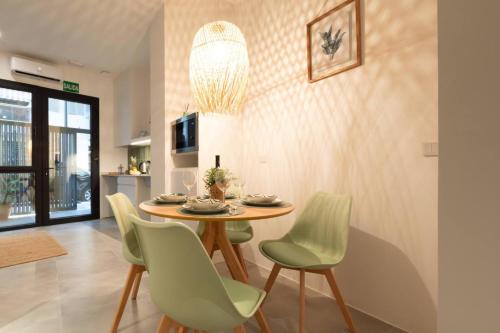 PepeFlats - Suite junto al puerto y las ciencias, con terraza - Pepe 1