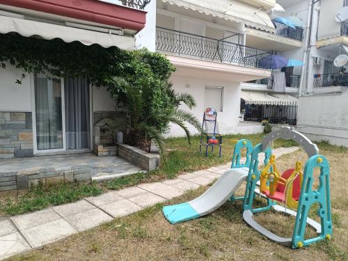 Dora Family Apartment Pefkochori