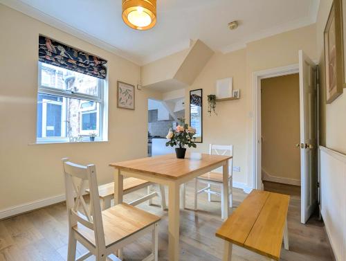 Cosy York Retreat Near Centre Free Parking photo 10