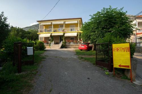 Apartments by the sea Starigrad, Paklenica - 25400