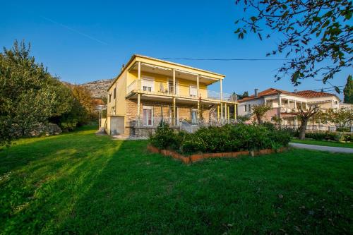 Apartments by the sea Starigrad, Paklenica - 25400