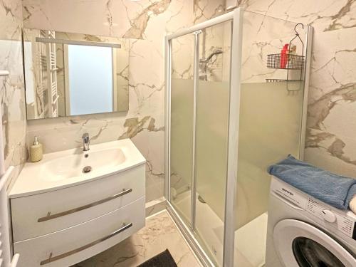 Magnifique appartement Bas Fabron, 5 min de la mer