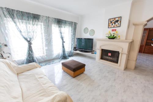Moradia Mendes by Urban Beach Rentals