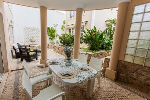 Moradia Mendes by Urban Beach Rentals