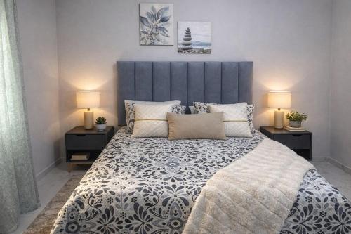 Llit o llits en una habitació de Elvara's Nest