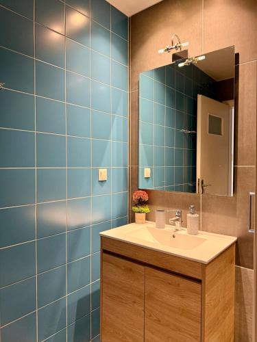 Stylish Apartment - 5 min to Monastiraki