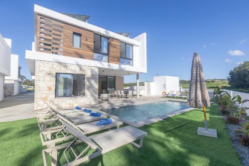 Ayia Napa Orea Villa OR6