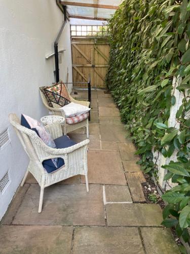 Spacious comfortable flat with free parking in East Finchley, Muswell Hill & close to Alexandra Palace photo 34
