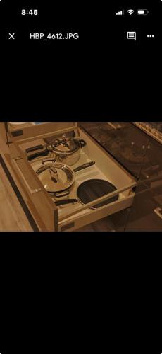 a picture of a stove top in a box at Tiffany by SS castles in Sohāna