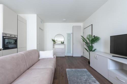 StayEasy Santa Sofia 8-C - Duomo 2BR Design Flat
