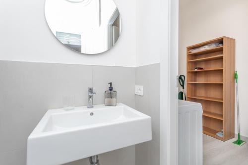 Sunny Apartment- Marco Celio Rufo - Metro A