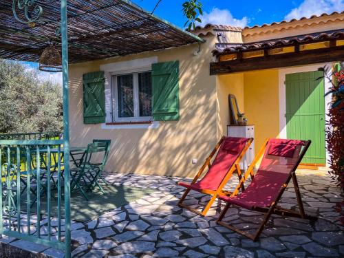 Foto Petite maison indépendante au calme au cœur des oliviers 6