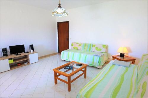 Aldeia Joinal VII & XIV - Swimming Pool - FREE WIFI - BY BEDZY