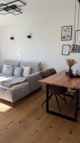 Wunderschöne Wohnung im Grünen nahe Graz