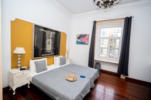 3 Bedroom 2 Bathroom 1 Living Room 2 Double bed 2-Twin Bed 1 Sofabed Apartment with High Ceilings
