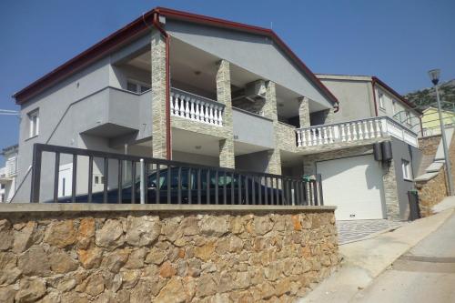 Apartments by the sea Seline, Paklenica - 25412