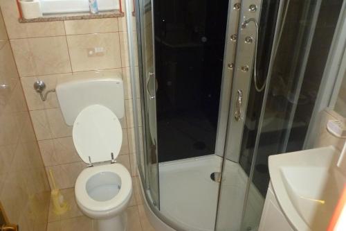 Apartments by the sea Seline, Paklenica - 25412