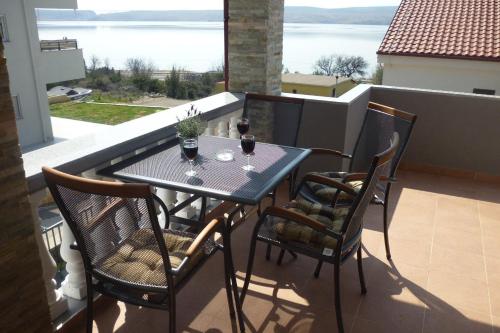Apartments by the sea Seline, Paklenica - 25412