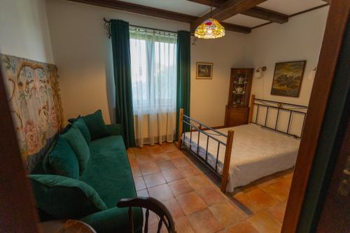 Llit o llits en una habitació de Agroturystyka u Oli