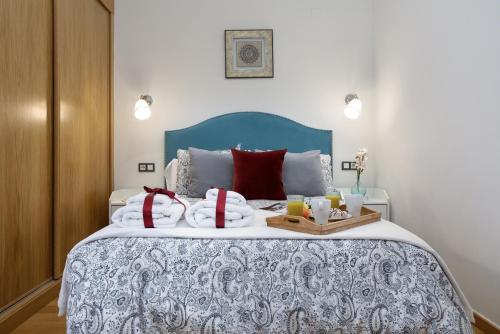 -MalagaSunApts- Jinetes Chil Pool & Park2