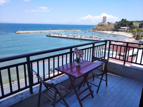 Panoramic Sea View Apartment