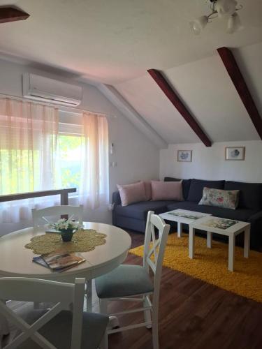 Agroturizam Na Malenom brijegu IVANČICA