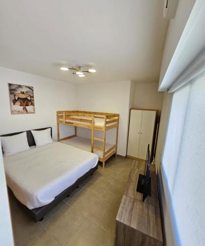 Juan-les-Pins 2-room apartment